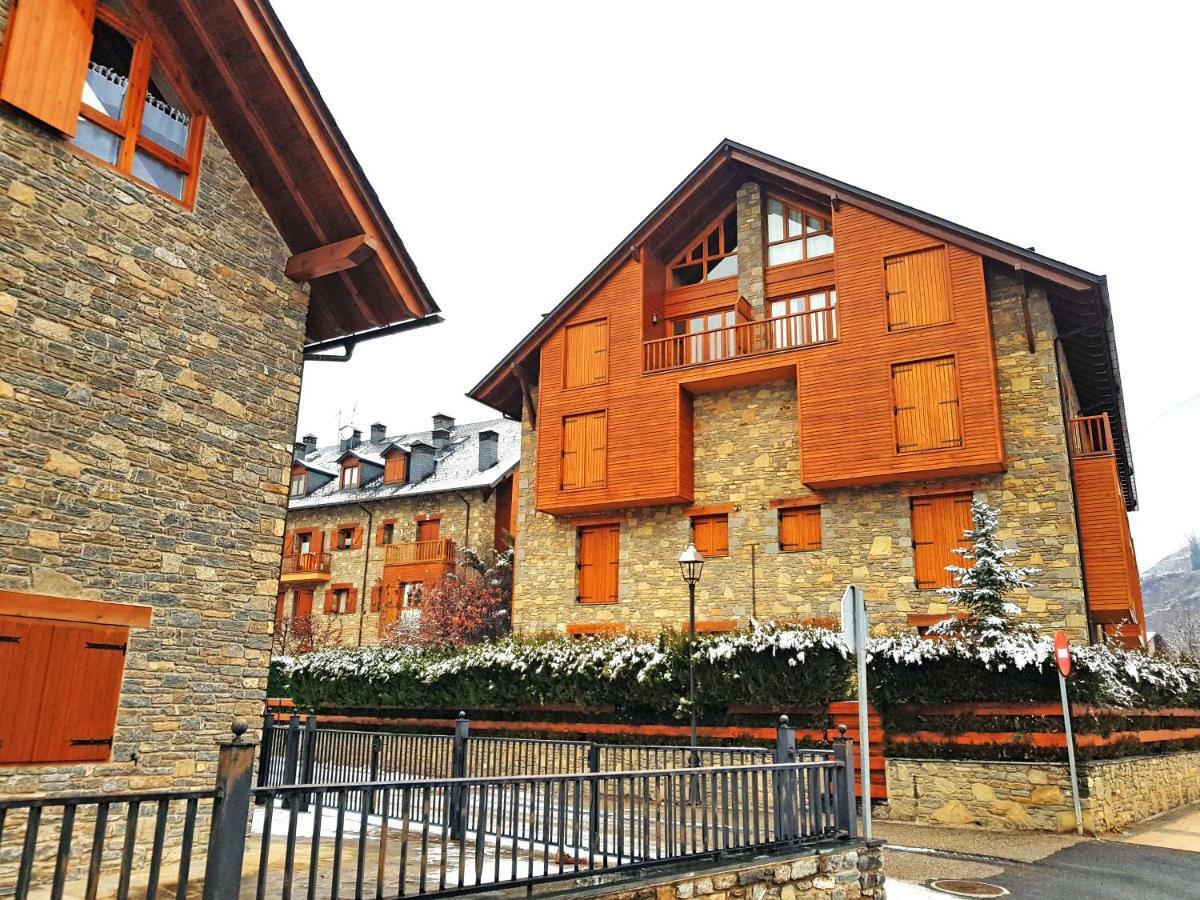 Apartamento Duplex Эстерри-д'Анеу Экстерьер фото